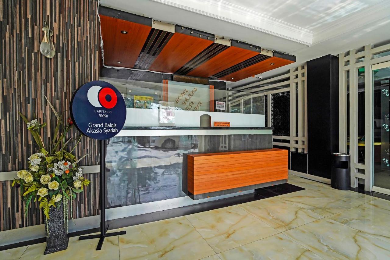 Capital O 91050 Grand Balqis Akasia Syariah Surabaya Exterior photo